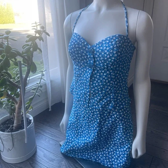 Reformation Veranda Linen Skirt size 2 and Alexandria top size 4 both in Samba. - Picture 7 of 9